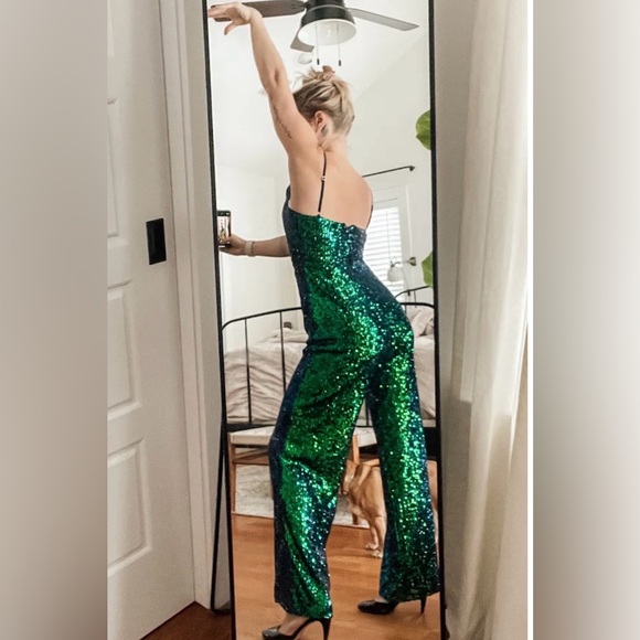 NWT Lulu’s Green Iridescent Sequin Wide-Leg Jumpsuit - Picture 4 of 15